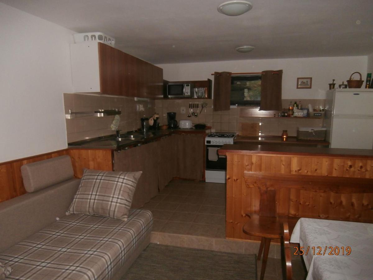 Apartman Aya Janov nad Nisou Ngoại thất bức ảnh