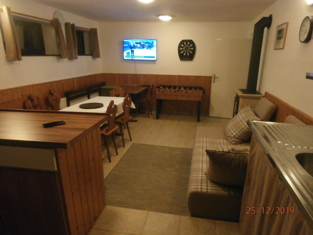 Apartman Aya Janov nad Nisou Ngoại thất bức ảnh