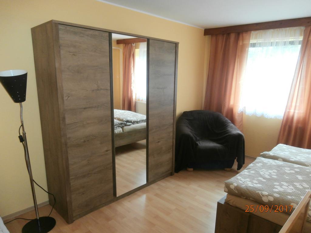 Apartman Aya Janov nad Nisou Ngoại thất bức ảnh