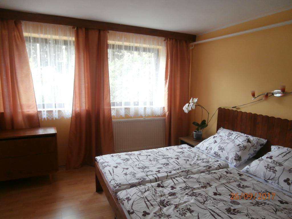 Apartman Aya Janov nad Nisou Ngoại thất bức ảnh